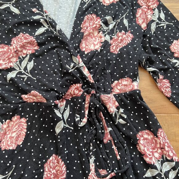 Torrid Dress Size 0/0X Mini Jersey Wrap Floral Rose Polka Dot Black White Pink - Picture 3 of 10